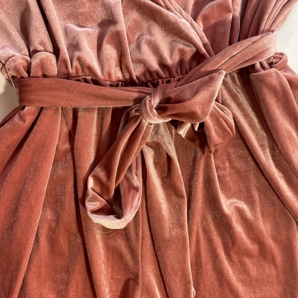 ELOQUII Like Pink Velvet Balloon Sleeves V-Neck Tie Waist Jumpsuit NWT 22-24 - Picture 10 of 16